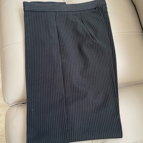 Dress Barn dress pants- like new - Picture 3 of 6